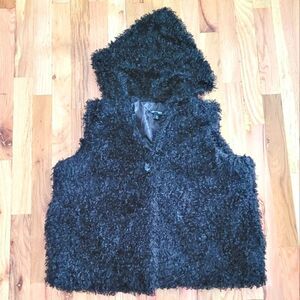 Sharagano Petite Fuzzy Hooded Vest PXL